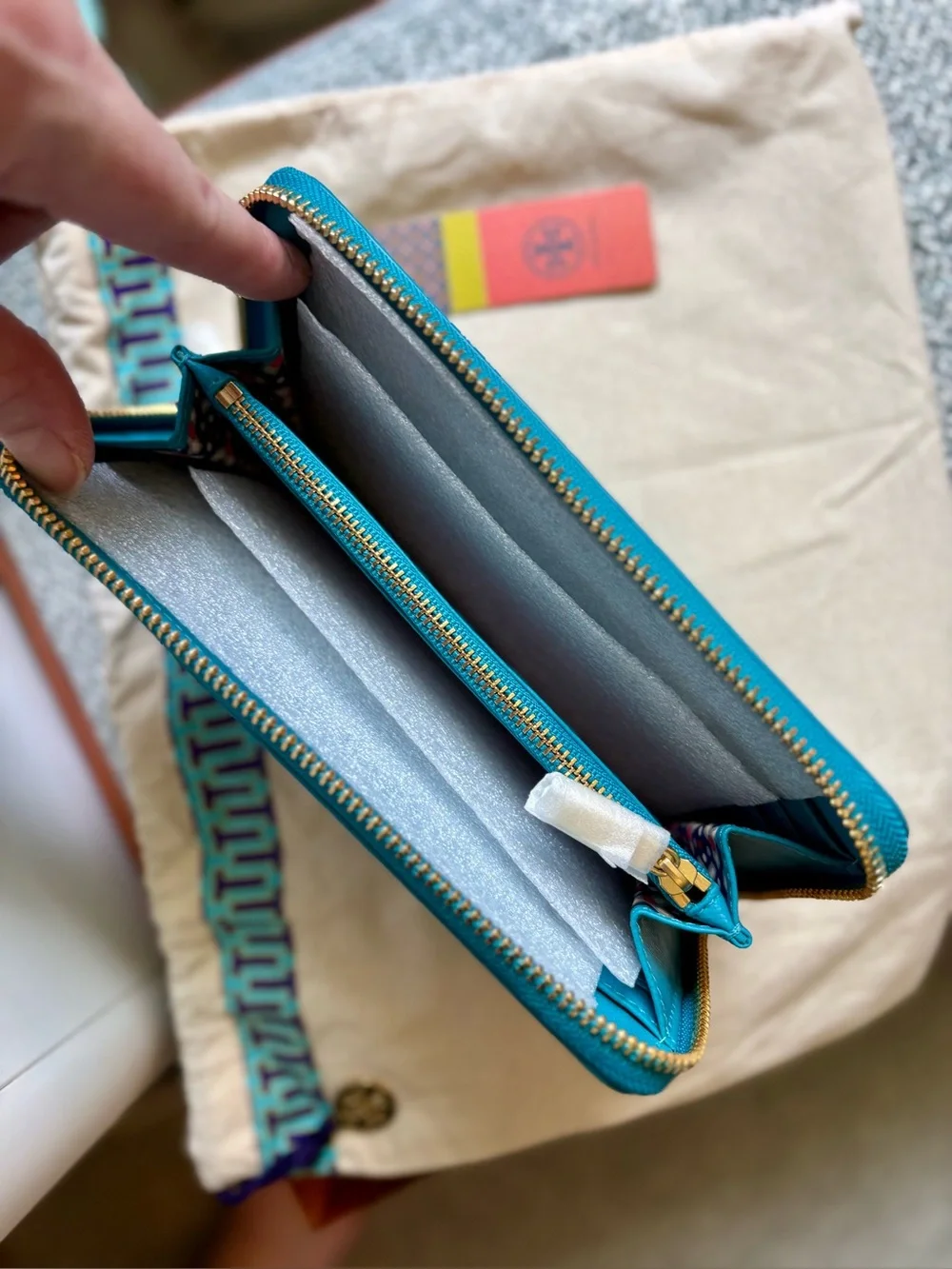 Tory Burch Robinson Leather Zip Around Wallet-Electric EEL Blue